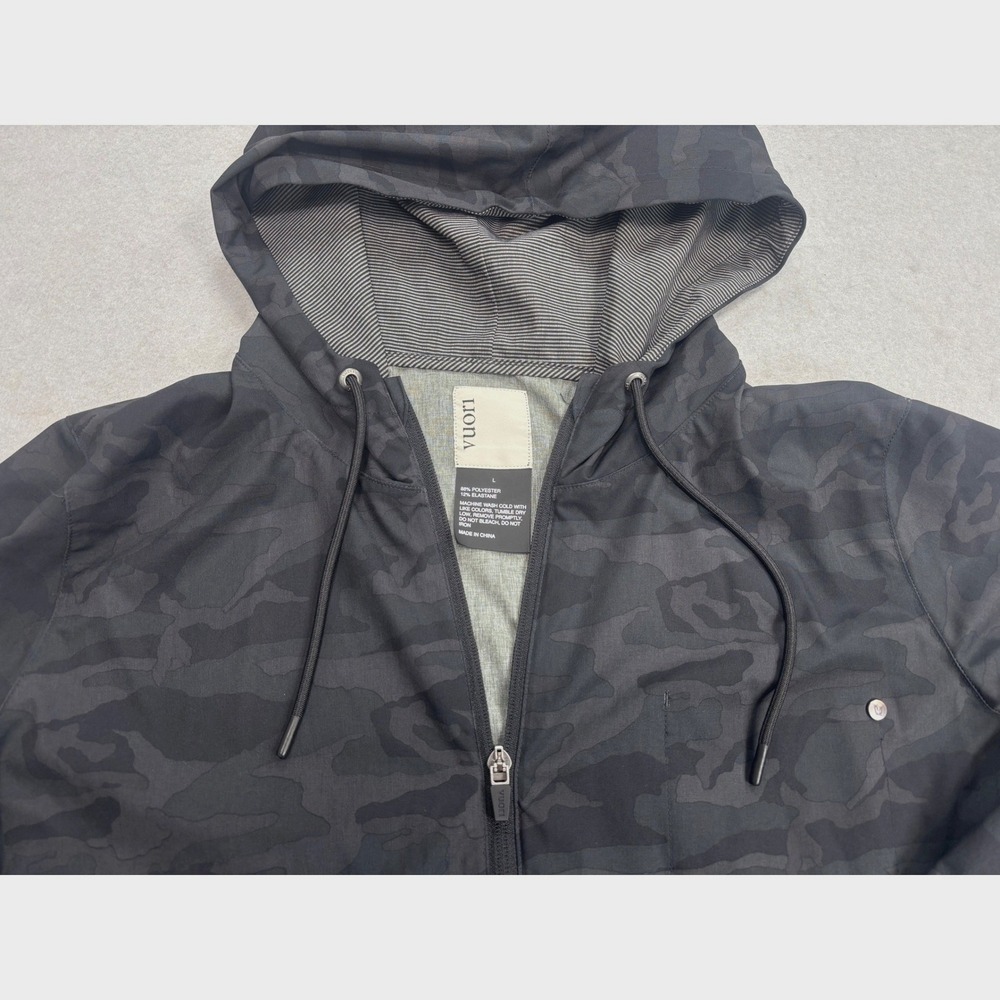 NWOT Vuori Womens Large Outdoor Trainer Jacket Shell Lightweight Hood Black Camo - Picture 9 of 9